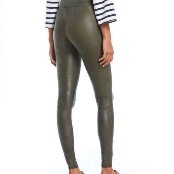 Spanx Green Faux Leather Leggings Size Large - Picture 7 of 7